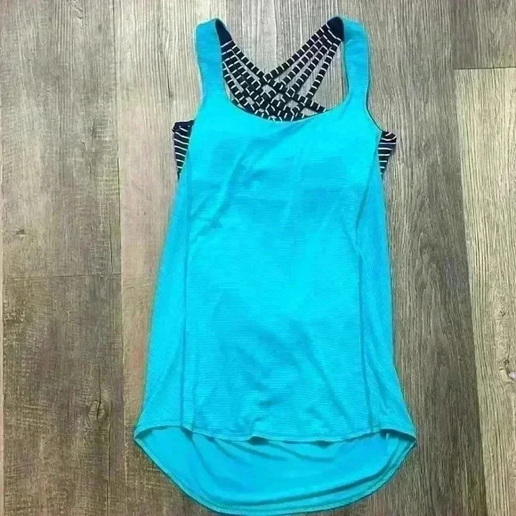 LULULEMON WILD TANK HEATHER BLUE TROPICS/Parallel Stripe Deep Navy Tranquil 6/S - Picture 4 of 13